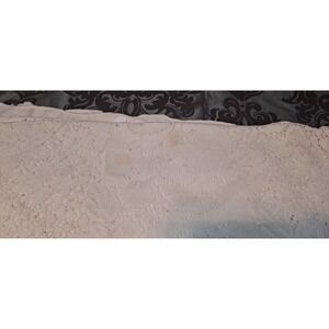 Vintage Ecru Ivory Floral Quaker Lace Tablecloth 65x49